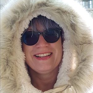 Meet your Posher, Paula